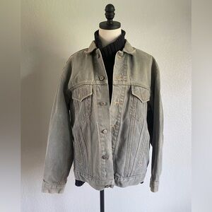 Calvin Klein Men's Light Gray Denim Jacket